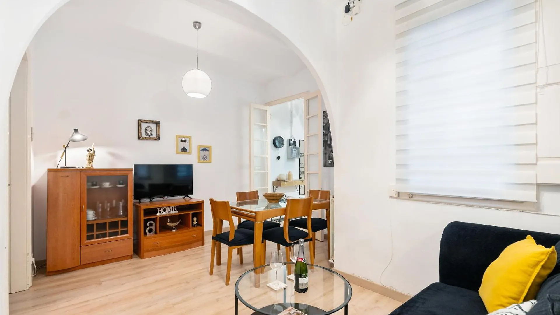 Apartment Fridays Flats Whisper-Quiet Near Sagrada'S Heart